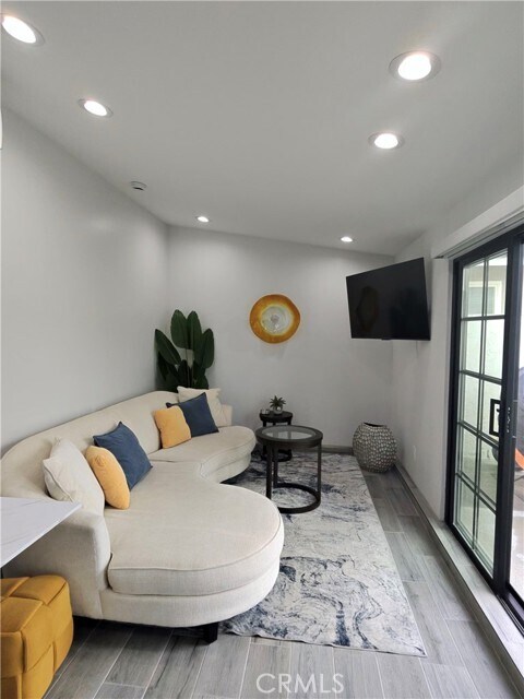 Foto del edificio - 5130 E Burnett St