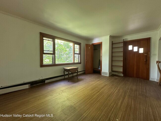 Foto del edificio - 6140 NY-9G