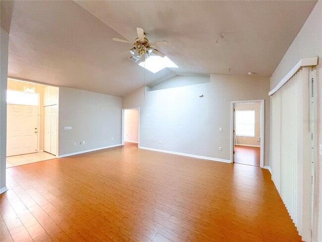 Building Photo - 4332 NW 34th Dr