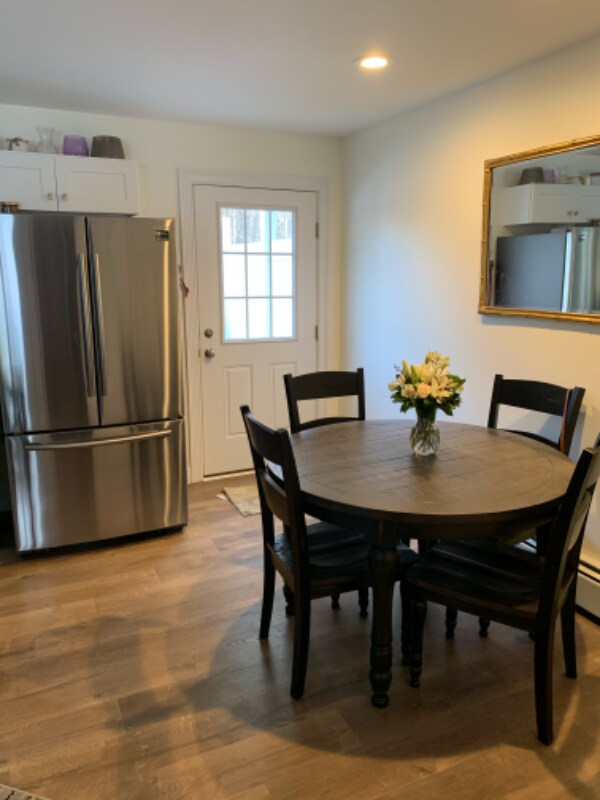 Primary Photo - 270 Forest Ave