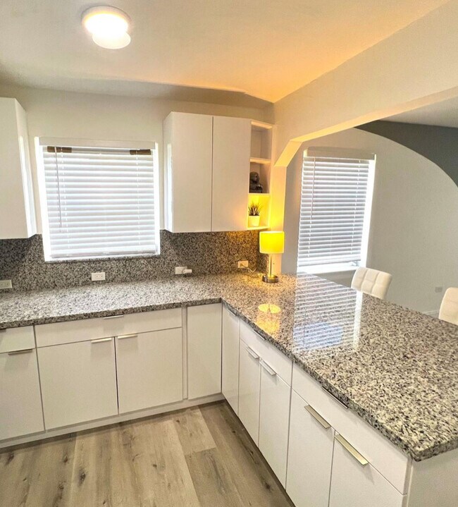 Foto del edificio - 140 NW 124th St