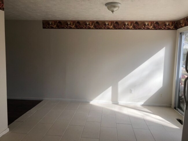 Foto del edificio - 6511 N Stevens Hollow Dr