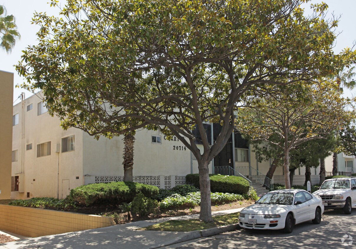 Building Photo - Osage Court Apartments