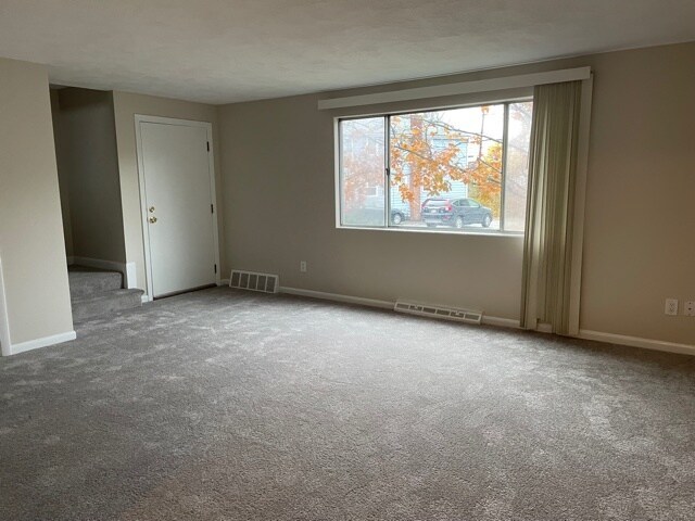 Foto del edificio - 11 Guild Rd