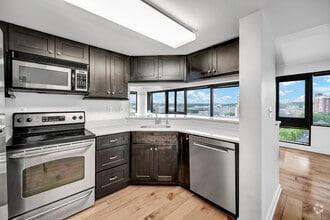 Building Photo - 127 Greyrock Pl