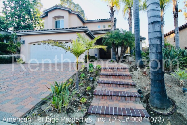 Building Photo - 4 br, 3.5 bath House - 11861 La Colina Road