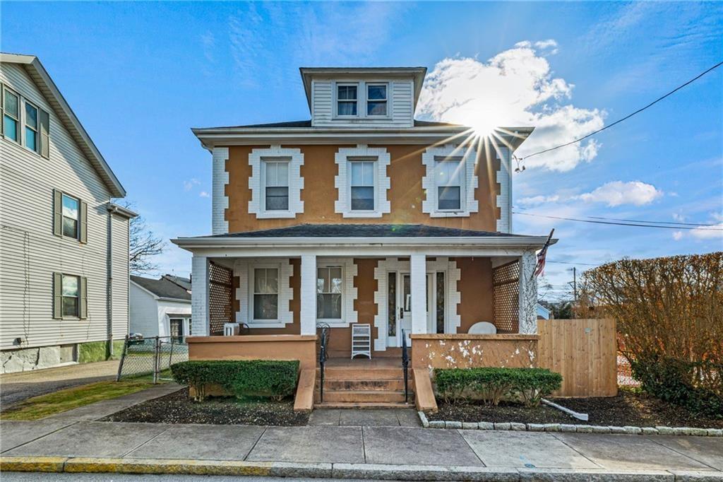 10 Braman St Unit 2, Newport, RI 02840 Apartment for Rent in Newport