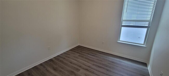 Foto del edificio - 16167 Mangrove Rd