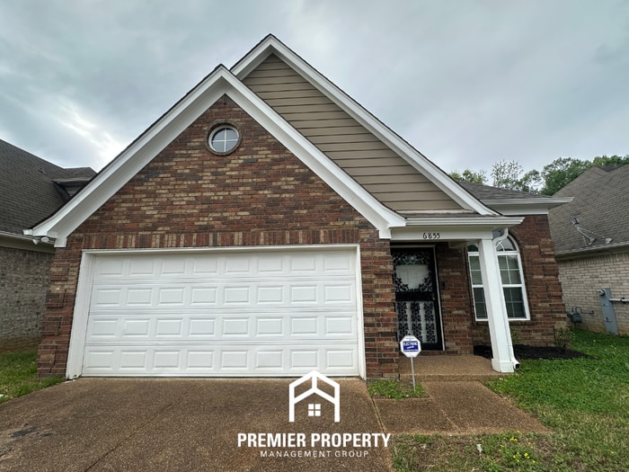 Modern Cordova Cove Living | 3BR/2BA with High Ceilings, Stone Fireplace & Garage - Modern Cordova Cove Living | 3BR/2BA with High Ceilings, Stone Fireplace & Garage