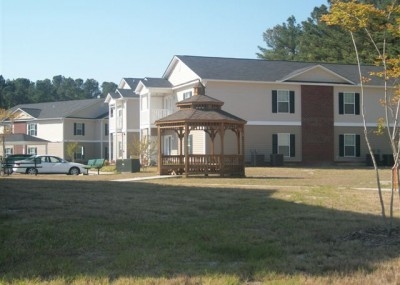 Primary Photo - Sadies Landing Apartments