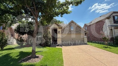 Building Photo - 4112 Overton Dr
