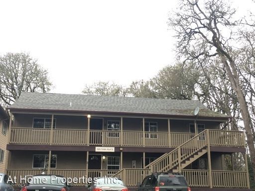 Foto principal - 820 SW Grove St