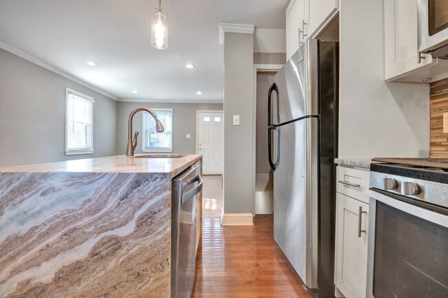 Building Photo - 4332 Gorman Terrace SE