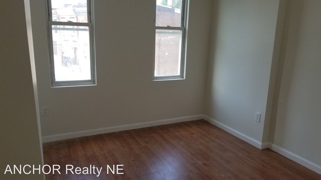 Building Photo - 3632 N 13th St
