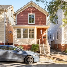 Building Photo - 571 Franklin St