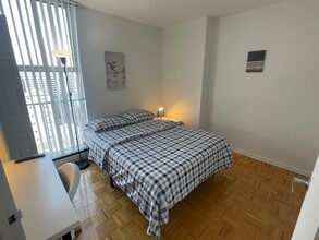 Building Photo - Deluxe Room - Bloor St West & Spadina Rd