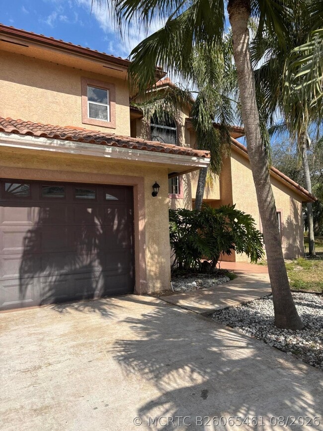 Building Photo - 3710 Promenade Way