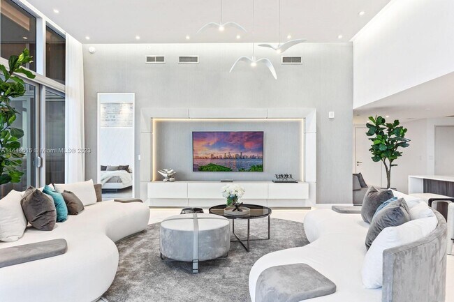 Foto del edificio - 488 NE 18th St