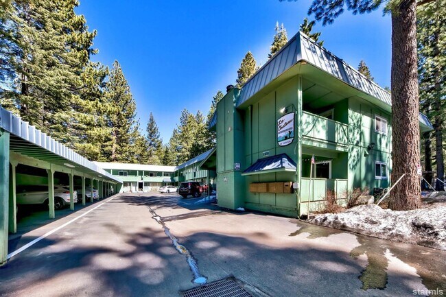Building Photo - 1281 Bonanza Ave