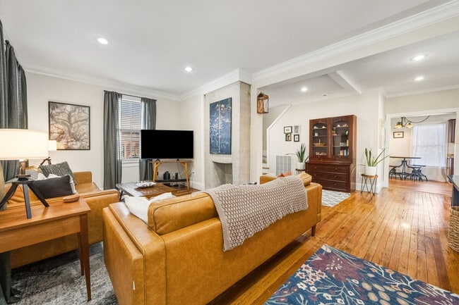 Foto del edificio - 220 Cleland St