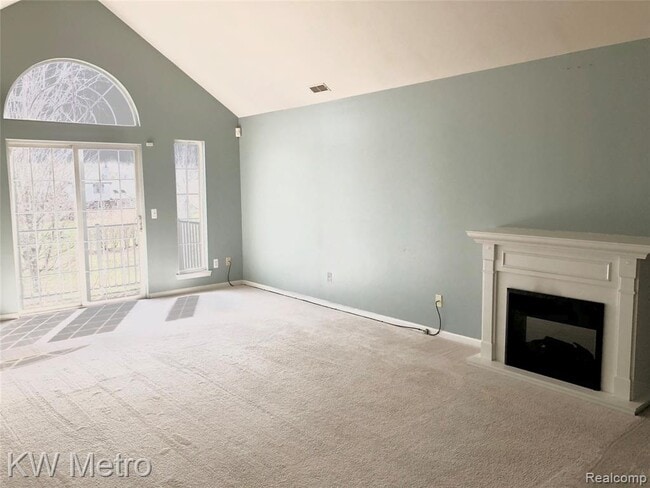 Building Photo - 34612 Northrup Dr