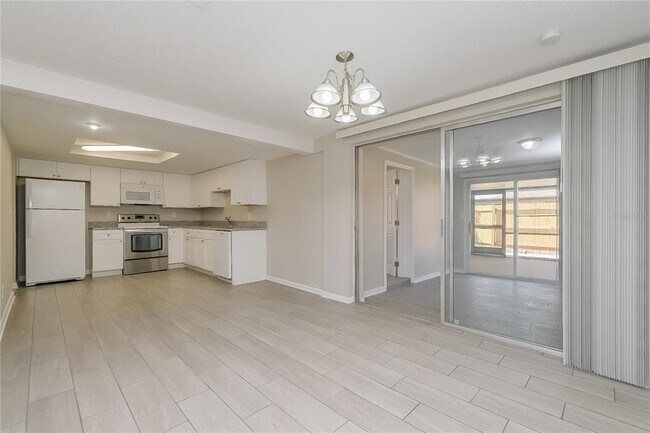 Foto del edificio - 9141 Haverford Ln