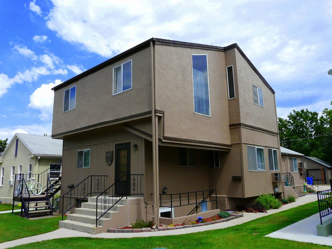 Primary Photo - 1310-1320 N 8th St