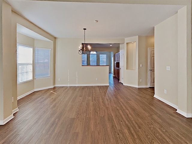Building Photo - 2013 Silverton Circle