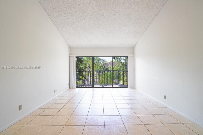 Building Photo - 9033 Wiles Rd