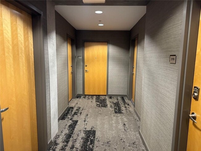 Foto del edificio - 400 W Peachtree St NW