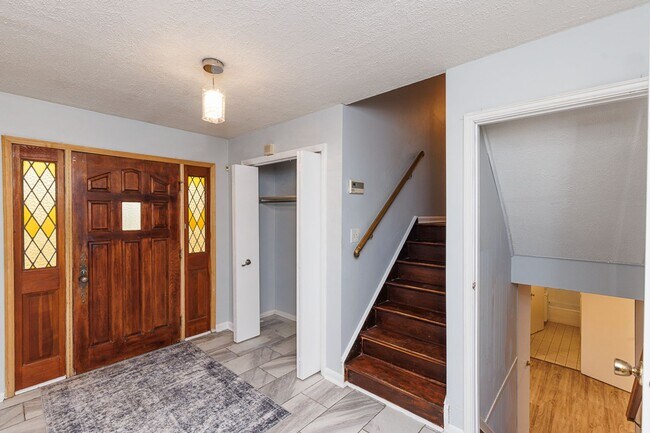 Foto del edificio - 4 Bedroom Home on 5 Acres of Land in Beautiful Upper Marlboro Maryland