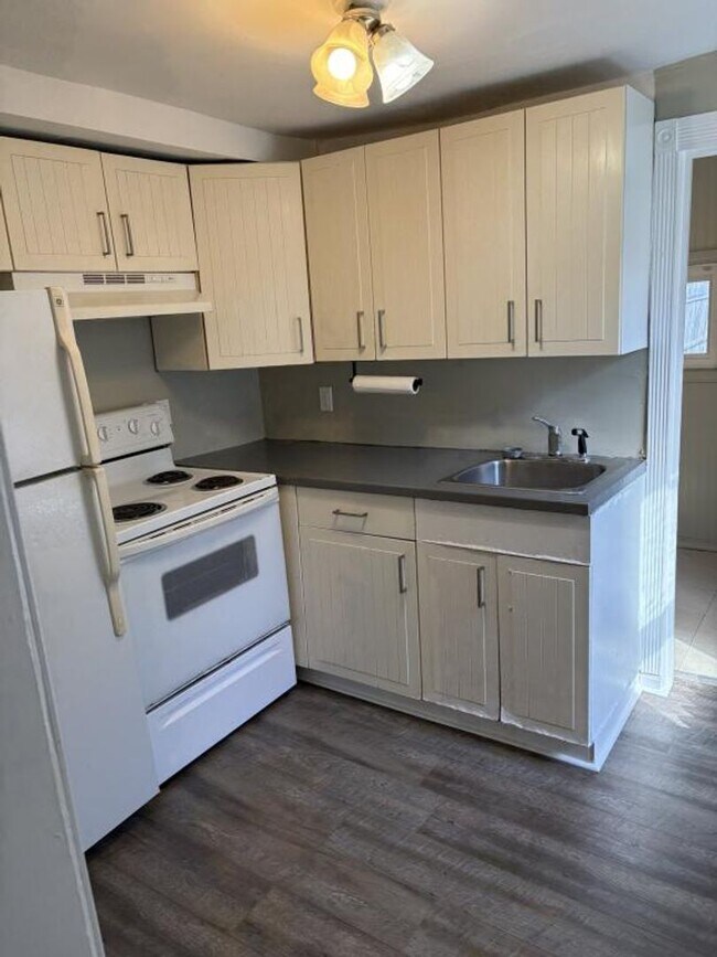 Foto del edificio - 457 N Pitt St