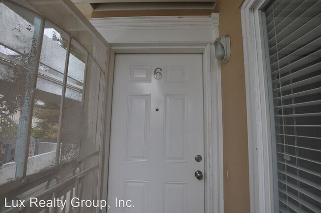 Building Photo - 149 Santa Helena Ave