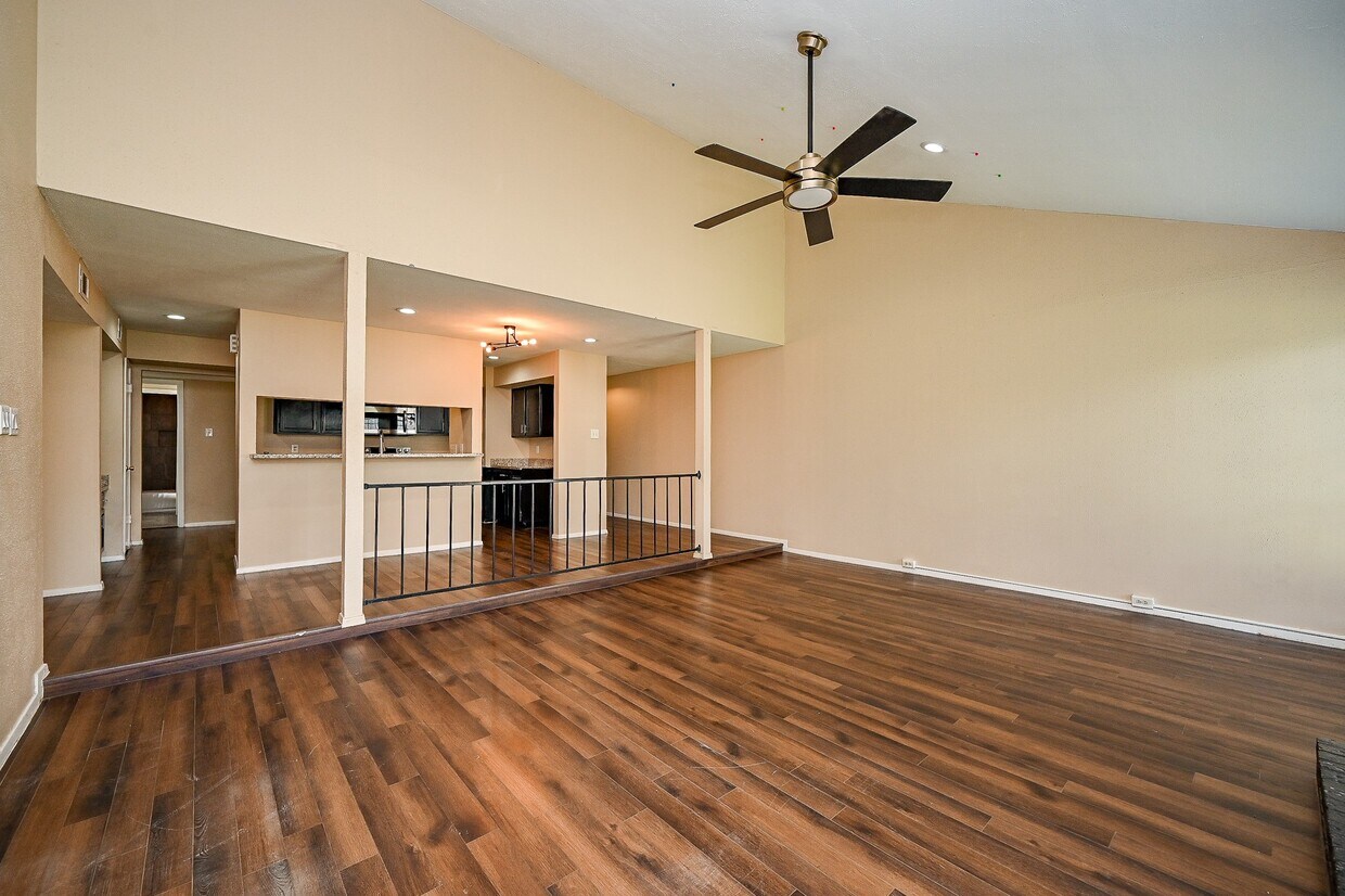Foto principal - 19226 Plantain Dr