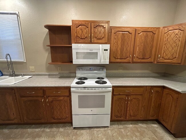 Foto del edificio - 231 S Prairie Ave