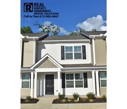 Building Photo - 1112 Tradition Trl