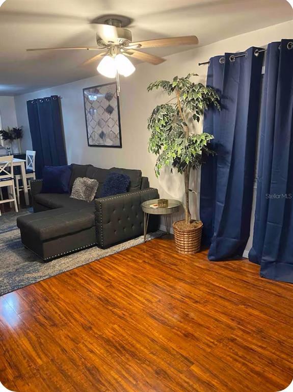 Foto del edificio - 2521 Lorraine St