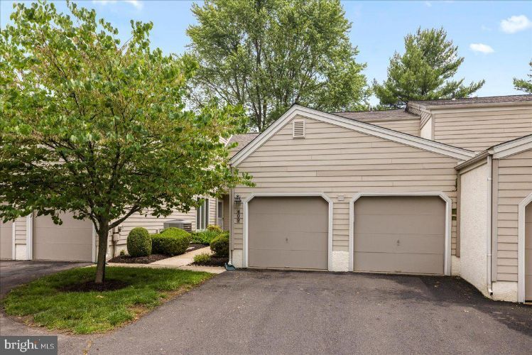 409 Henley Ct, Doylestown, PA 18901 Townhome Rentals in Doylestown PA