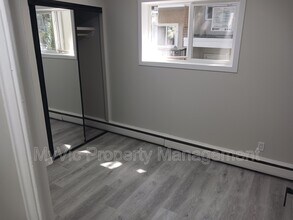 Building Photo - 10047-10154 154 St