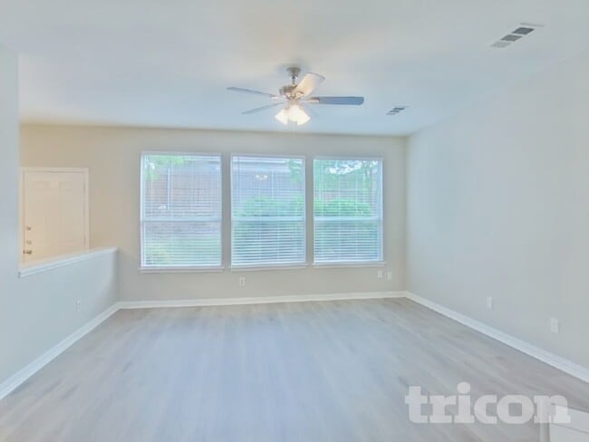 Building Photo - 5604 Nacona Dr
