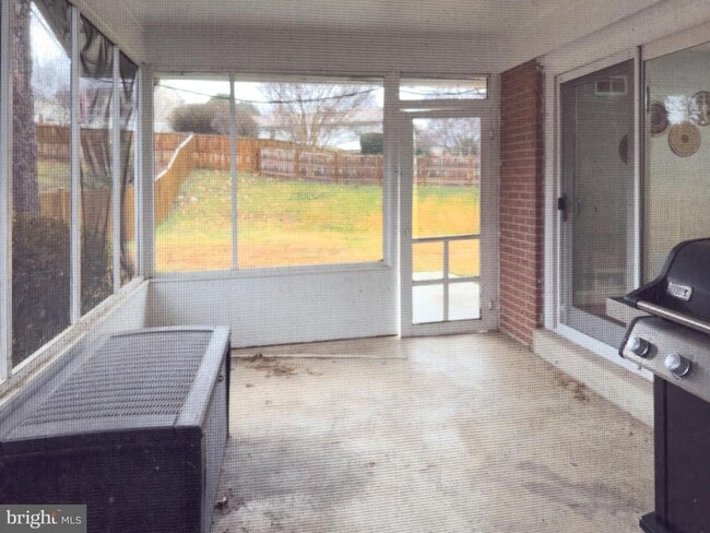 Building Photo - 12826 Camellia Dr