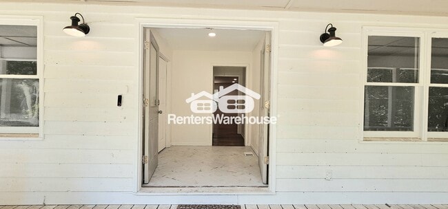Foto del edificio - 10500 Rivertown Rd