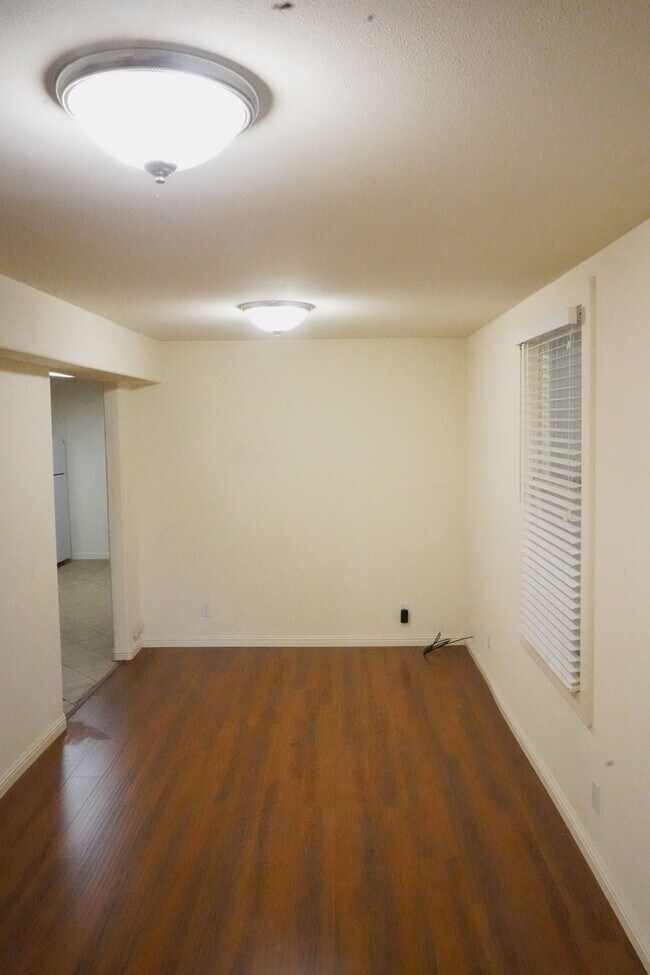 Foto del edificio - Encinal Avenue