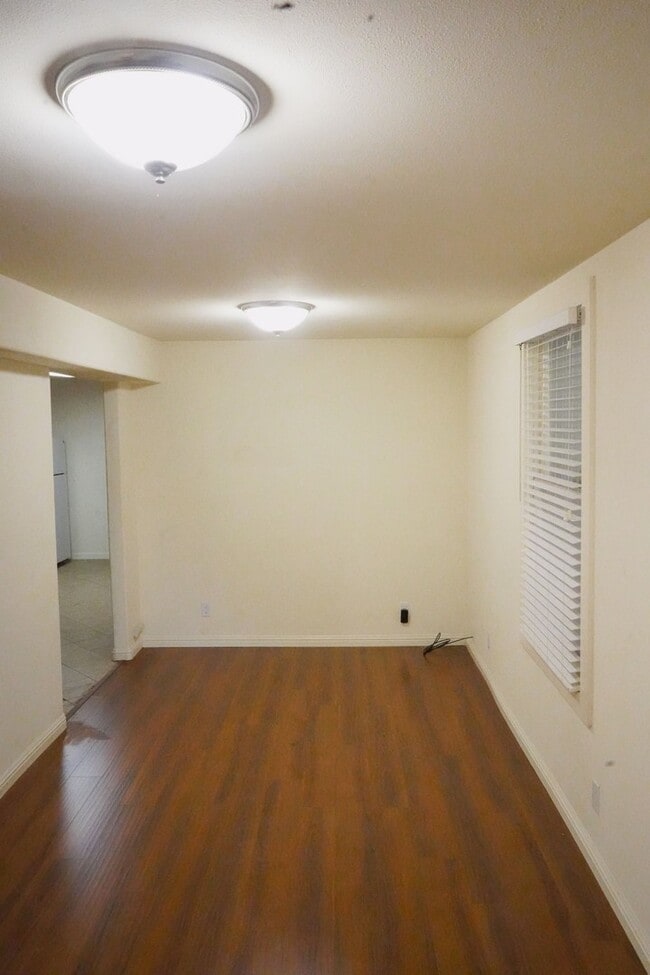 Photo - Encinal Avenue Apartment