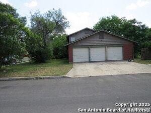 Building Photo - 9715 Nona Kay Dr
