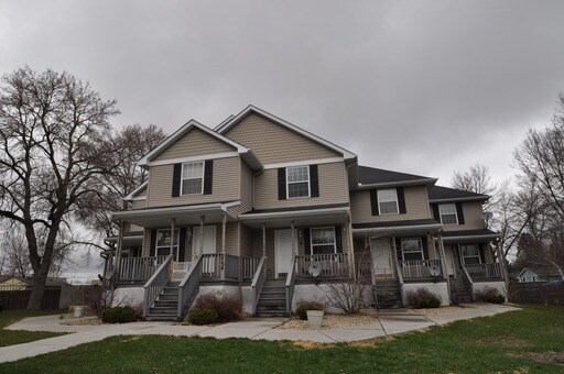 Primary Photo - 5735 148th St N