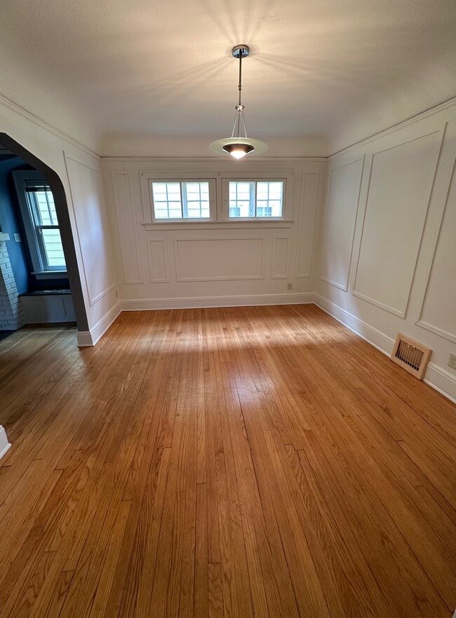 DINING ROOM - 2542 Kendall Ave