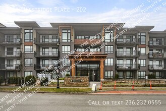 Building Photo - 35118 Westridge Pl