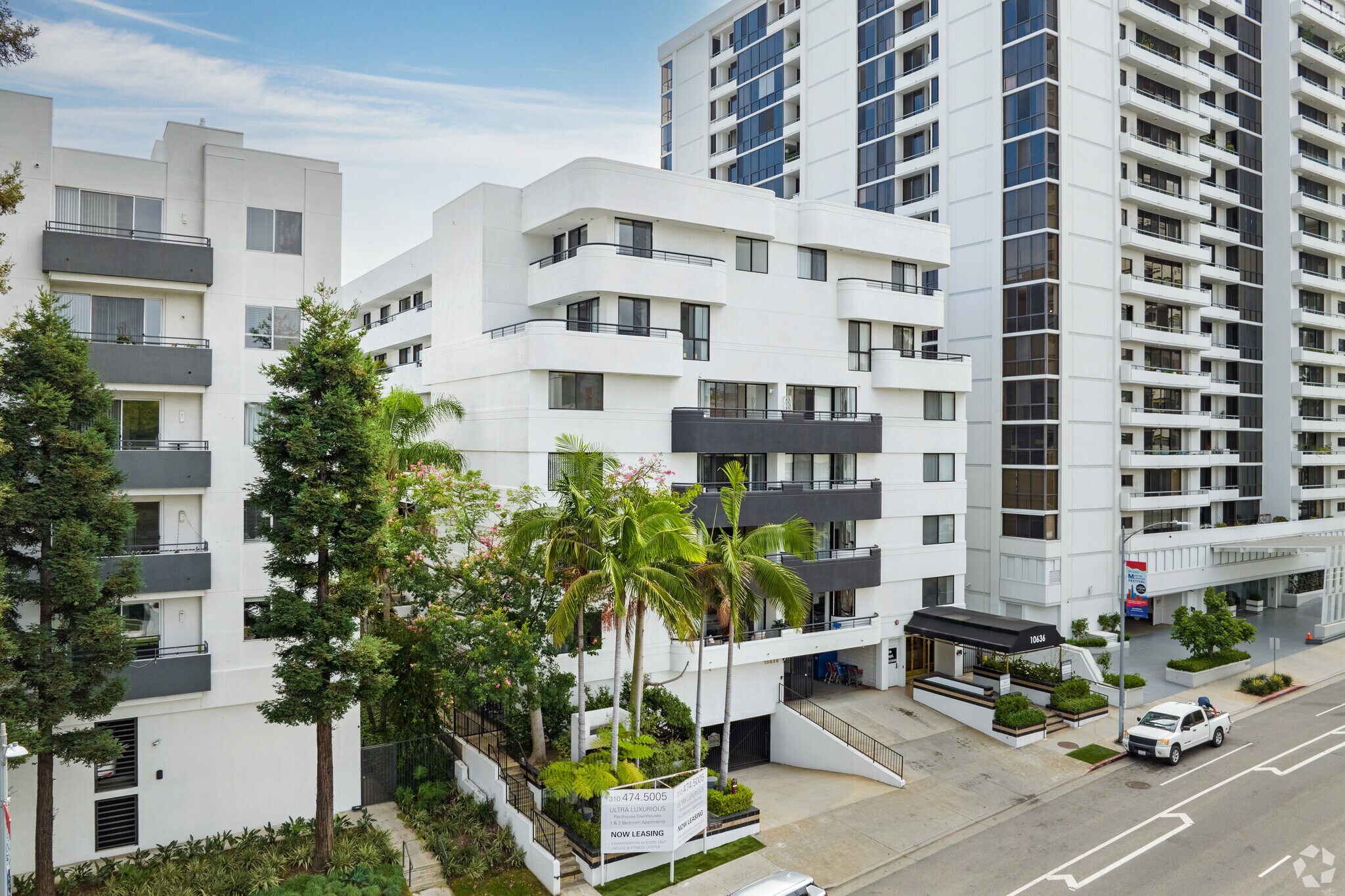 Photo inspiration: Visual Reference: 10636 Wilshire Luxury Doorman Building