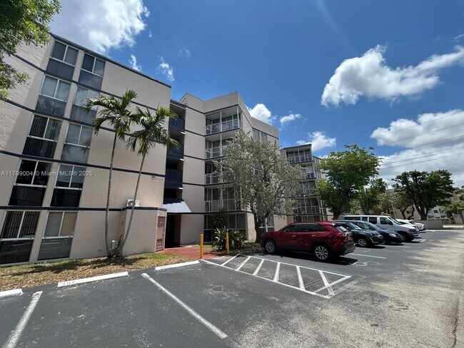 Building Photo - 6995 NW 186th St